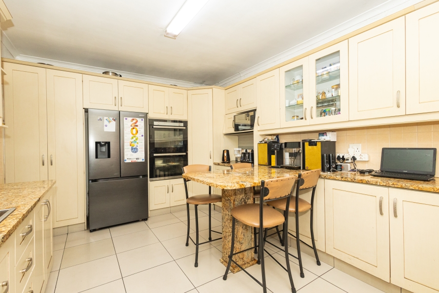 3 Bedroom Property for Sale in Parow Valley Western Cape